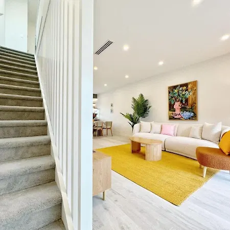 A Home Away From Home - Luxury 4Beds Asb Showgrounds & Cornwall Park